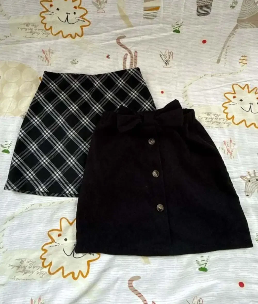 Old Navy Girls Black Plaid & Corduroy Bow Skirt Set, Size S (6-7)